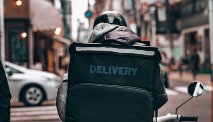8 Advantages of Implementing a Delivery Service for Your Restaurant