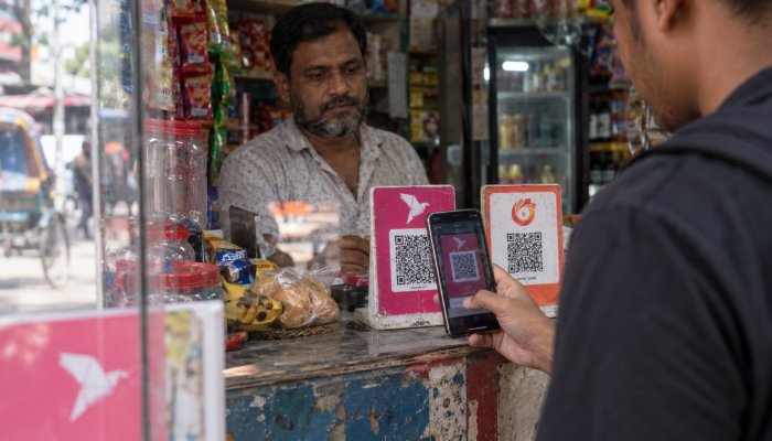 bKash না Nagad merchant—কম charge-ই বেশি বিক্রির নিশ্চয়তা নয়
