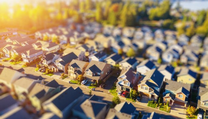 How to Vet a Neighborhood Before Moving
