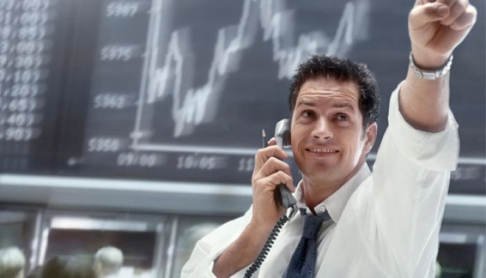 Через какого брокера участвовать в IPO: критерии отбора, обзор условий, плюсы и минусы