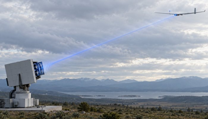 A £5.3M Laser Project Wants to Keep Aircraft Aloft With Ground Power