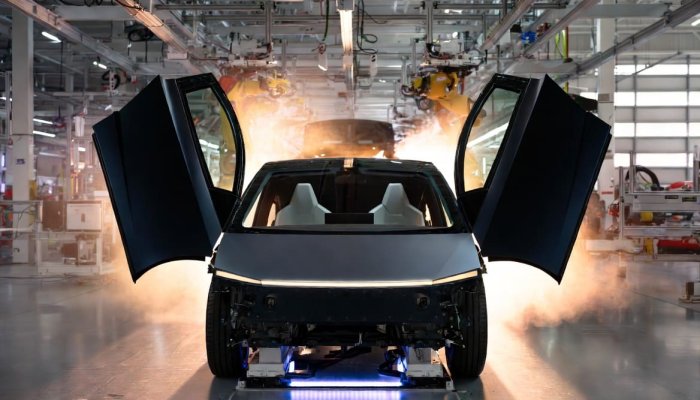 Эра Cybercab началась: Tesla запустила серийное производство роботакси за $30 000