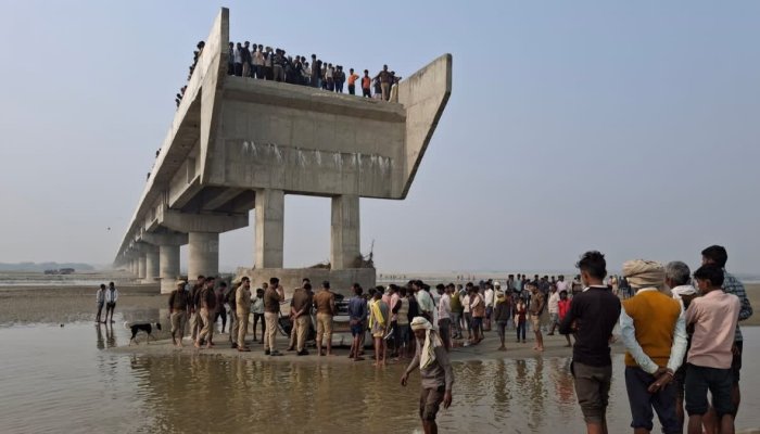 Three Men Die When Google Maps Tells Them to Drive Off Unfinished Bridge