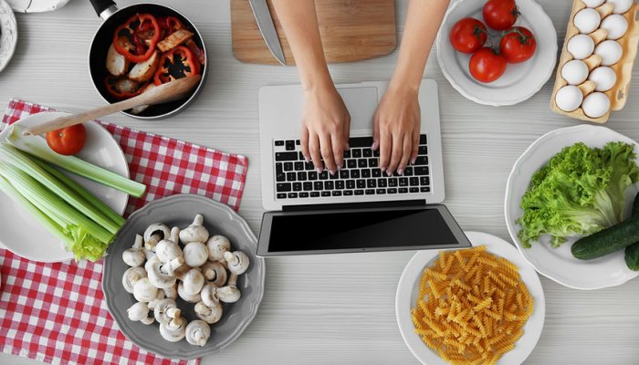 How to Start a Food Blog and Make Money