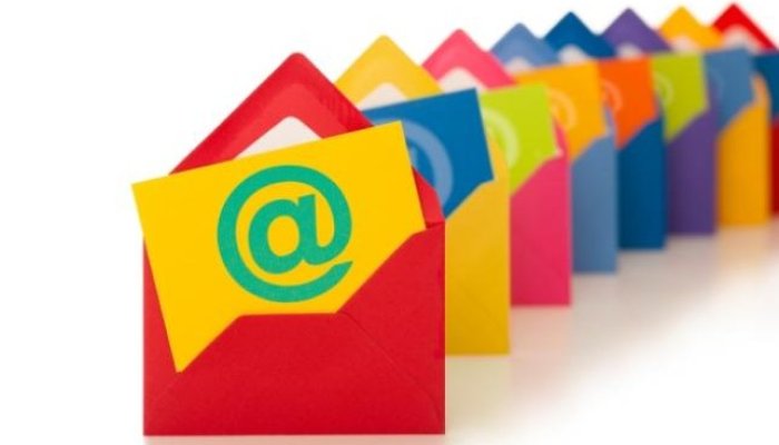 Работа с email-базой подписчиков