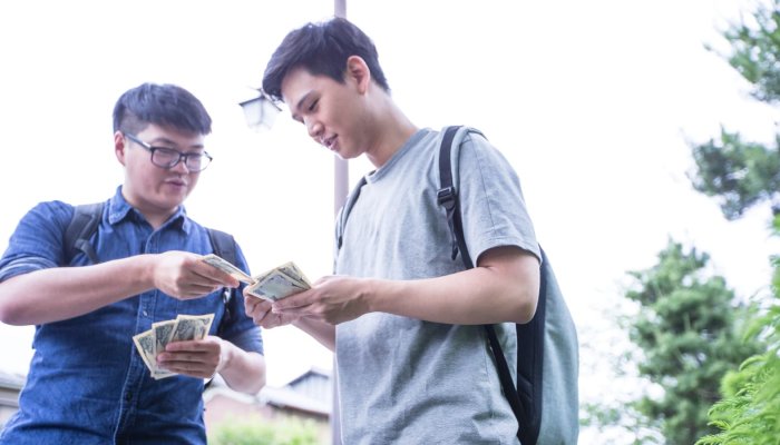 Should You Borrow Money from Your Friends?
