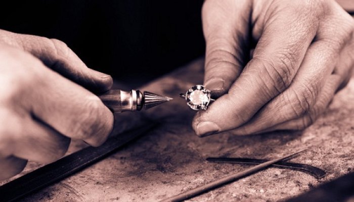 Сколько зарабатывает ювелир