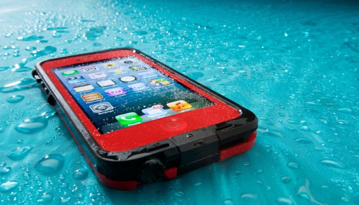 How to Secure an Electronic Device Around Water
