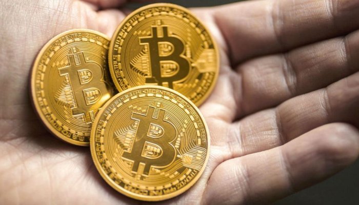 Как регулируются покупка и продажа биткоинов в России
