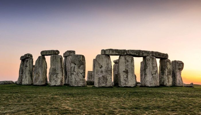 A "Jaw-Dropping" Study Just Revealed the True Origin of a Stonehenge Megalith