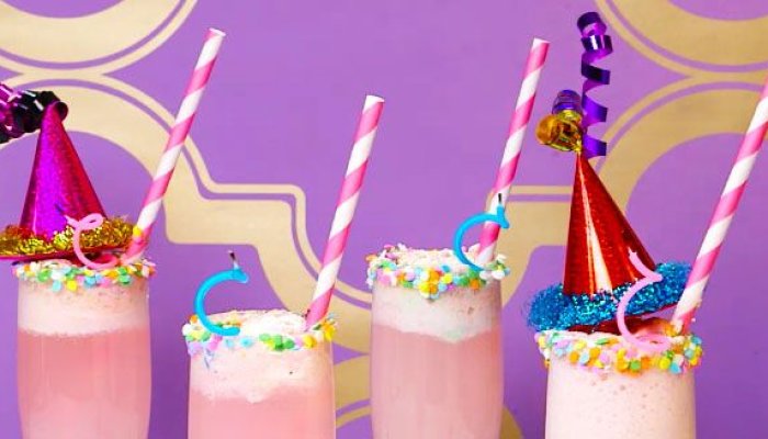 Pick Your Poison: 6 Cocktails You Can Make for a Fun Party
