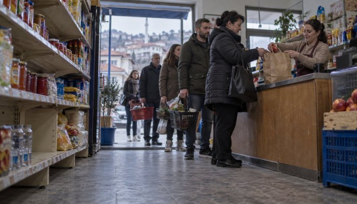 QuickBooks apo FreshBooks: klientët dhe përdoruesit e rrisin faturën