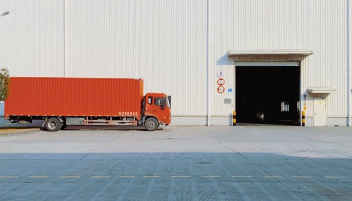 How to Plan Routes for Large Goods Vehicles?
