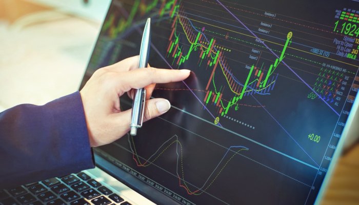 Short Selling In Stock Market: Definition, Pros, Cons, and Examples