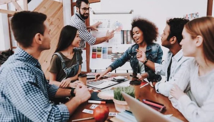5 Things To Know Before Hiring A PR Agency