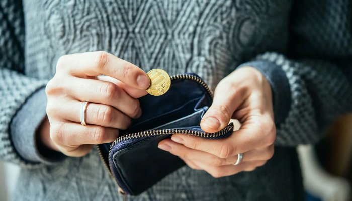 Что такое бедность: определение, причины возникновения, методика измерения и пути исправления ситуации