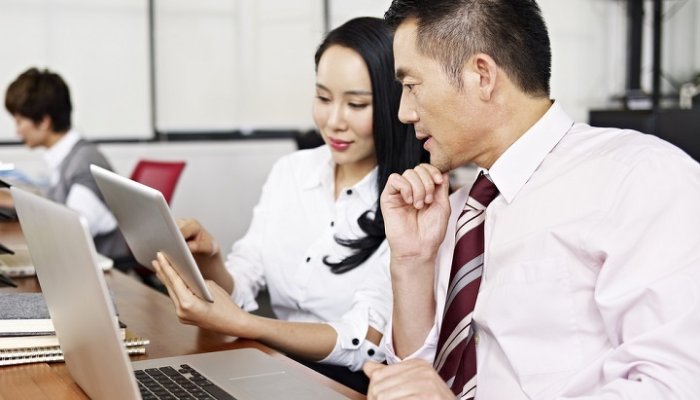 Top 8 Tips to Expertly Manage and Grow Your Business
