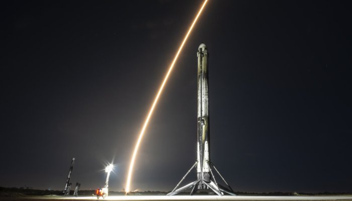 NASA Almost Gave All Its Crew Funding to Boeing's Disastrous Starliner, Leaving SpaceX Out in the Cold