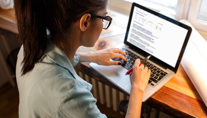 Benefits of Hiring a Business Blogger
