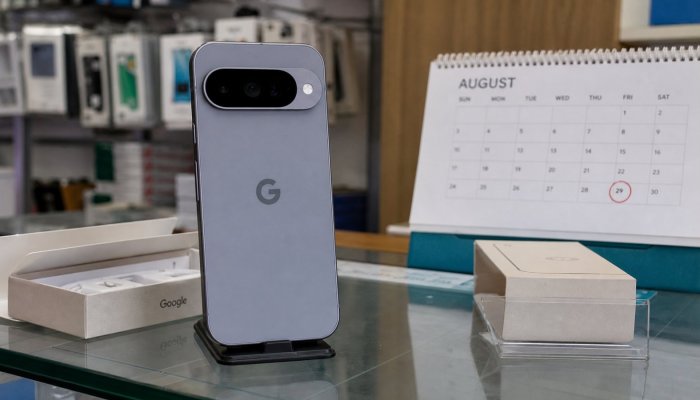 भारत में Google Pixel 10 अभी ₹74,999 पर: खरीदें या Pixel 11 के लिए रुकें