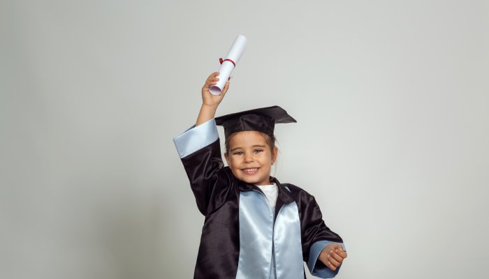7 Typical Parents Of Kindergarten Graduates