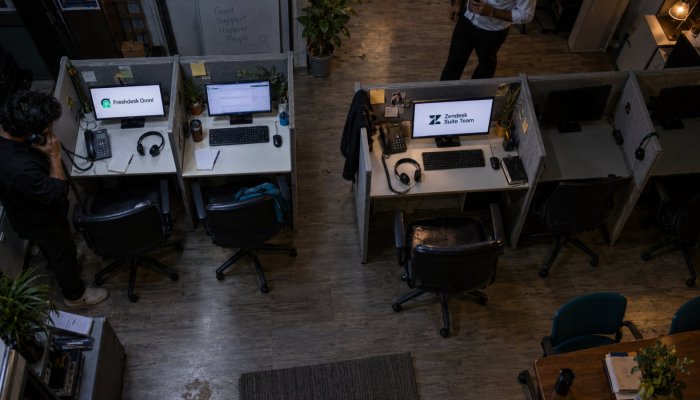 Freshdesk না Zendesk—কম আসনমূল্যেও বহু চ্যানেলে খরচ বাড়তে পারে