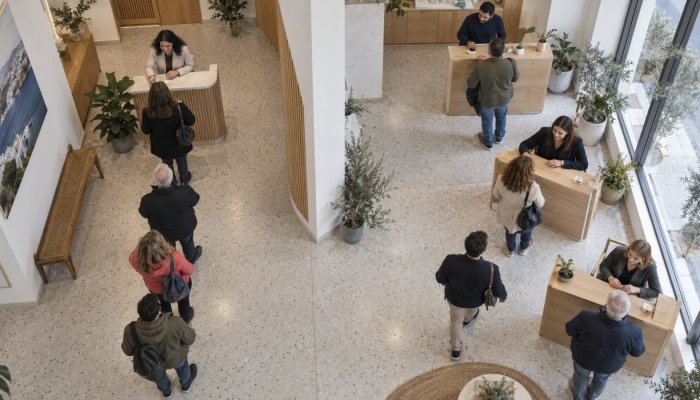 Calendly ή Microsoft Bookings: η σουίτα κερδίζει μόνο στις απλές κρατήσεις