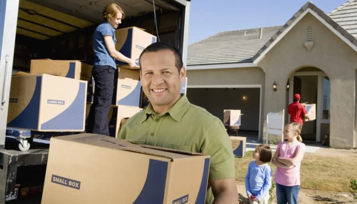While Hiring Moving Company 9 Things to Look Out for