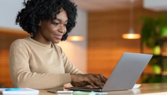 How to Find the Right Balance Between Growth and Brand Marketing